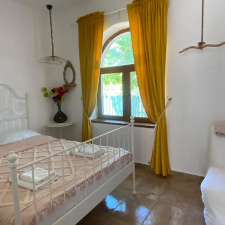 Casa Yma 3*