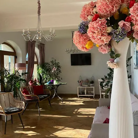 Casa Yma 3*