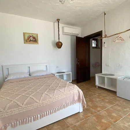 Casa Yma 3*